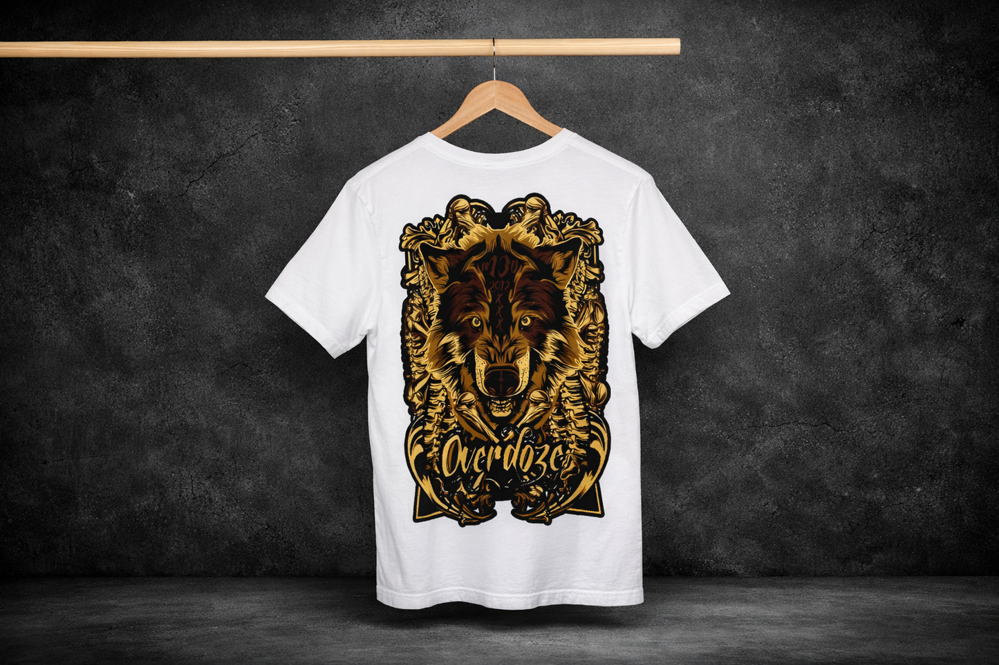 Alpha Wolf Royal Back Graphic Oversize Tee
